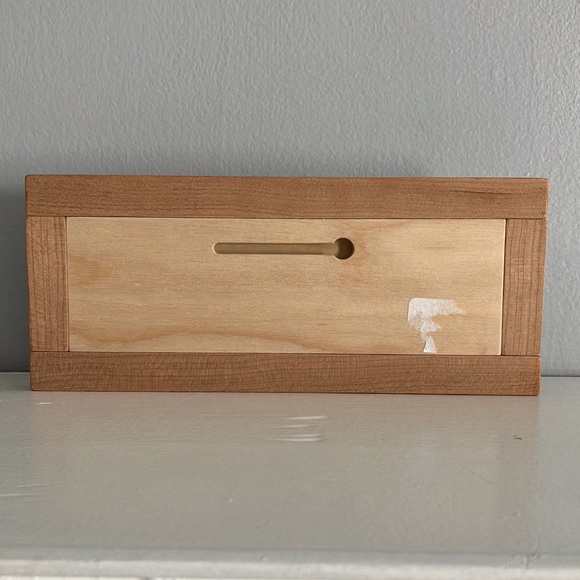 Mr. & Mrs. Wooden Sign - Picture 2 of 3